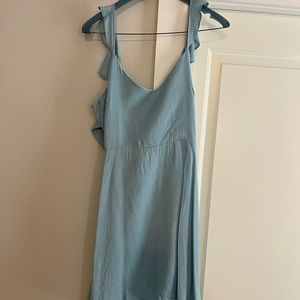 size small, worn once for rush! perfect condition